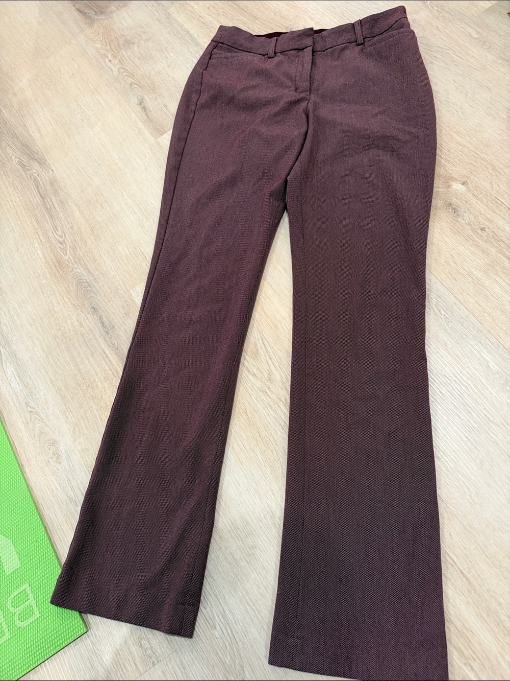 Express Dress Pants Womens Size 4 Burgundy Red Columnist Bootcut Stretch New